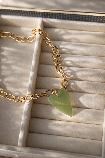 Amara - Necklace Olive