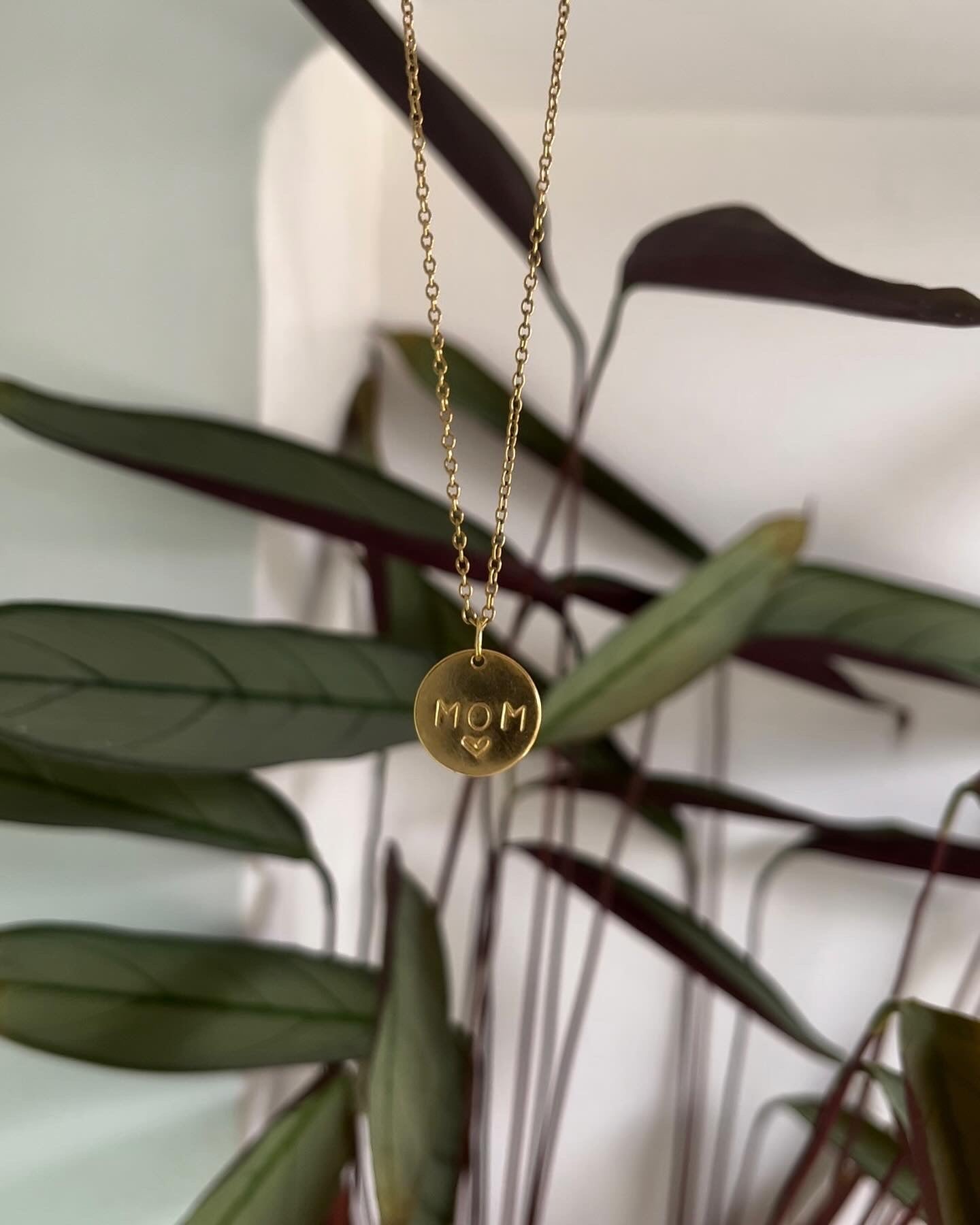 MOM - Necklace