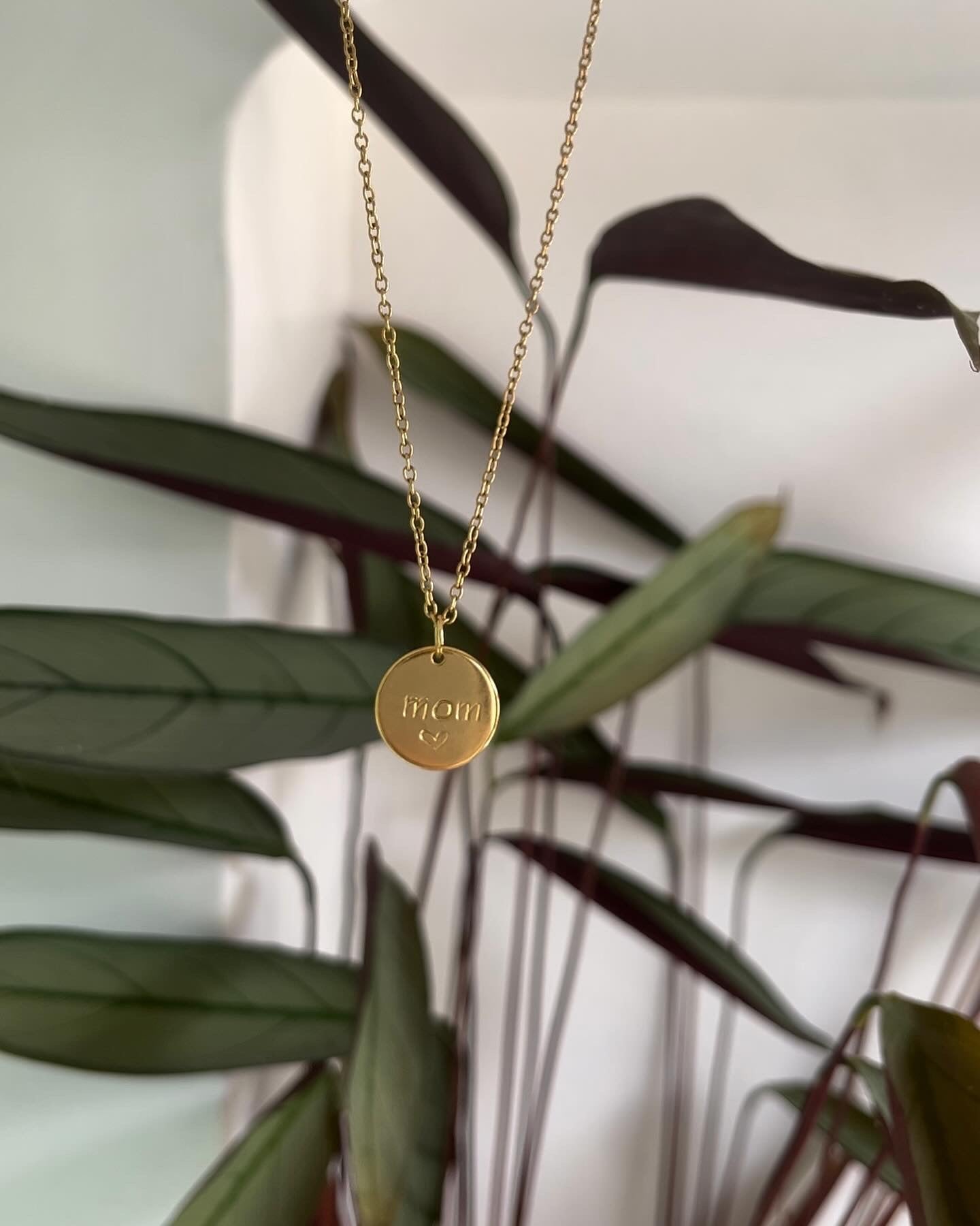 MOM - Necklace